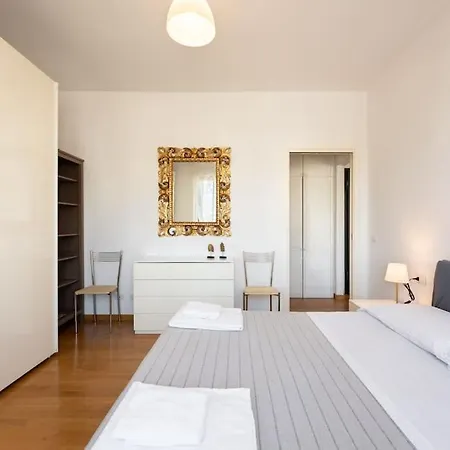 Belfiore2 1 Bedroom Apt By The Railways Station Apartment