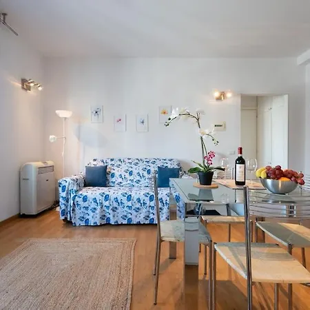 Belfiore2 1 Bedroom Apt By The Railways Station